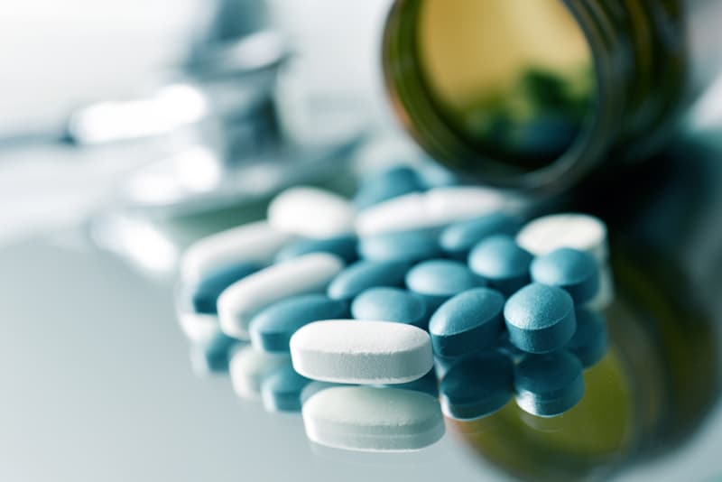 Naproxen tablets